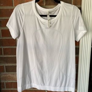 Swiftly Breathe Short Sleeve Shirt